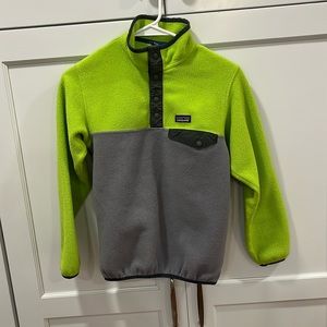 Patagonia Kids. Synchilla fleece. Neon Green & Gray fleece. Sz M (10).